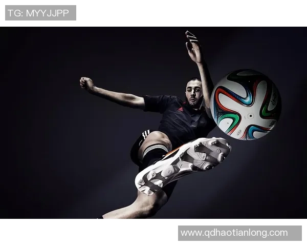 足球明星专属中文背景设计打造个性化视觉体验与球迷互动新方式 足球明星专属中文背景设计打造个性化视觉体验与球迷互动新方式